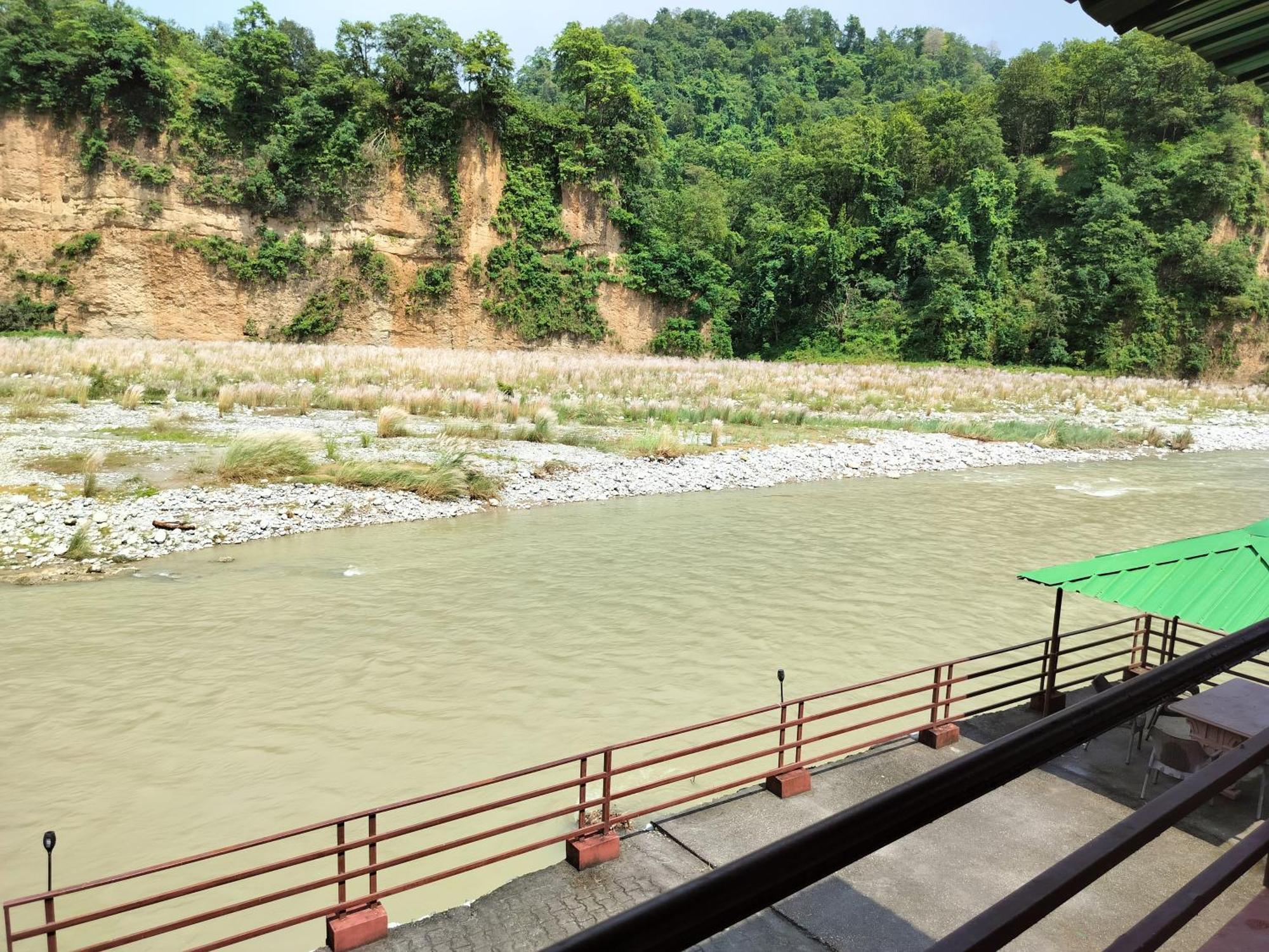 Bel-La Monde Hotel "Riverside" - Jim Corbett Garjia Zewnętrze zdjęcie