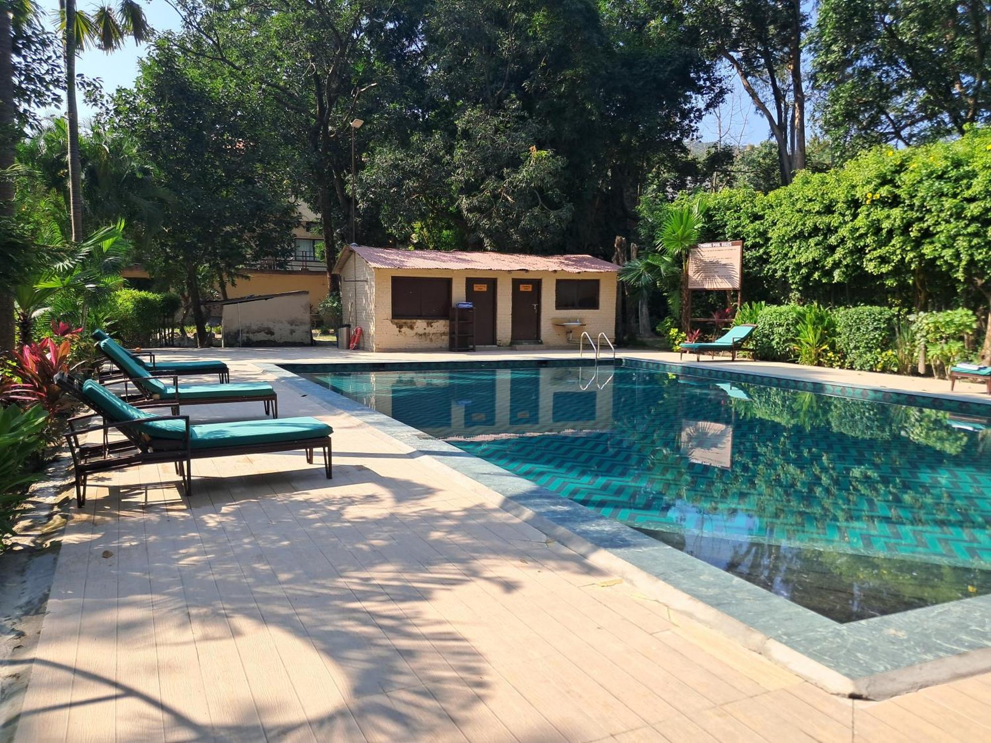 Bel-La Monde Hotel "Riverside" - Jim Corbett Garjia Zewnętrze zdjęcie