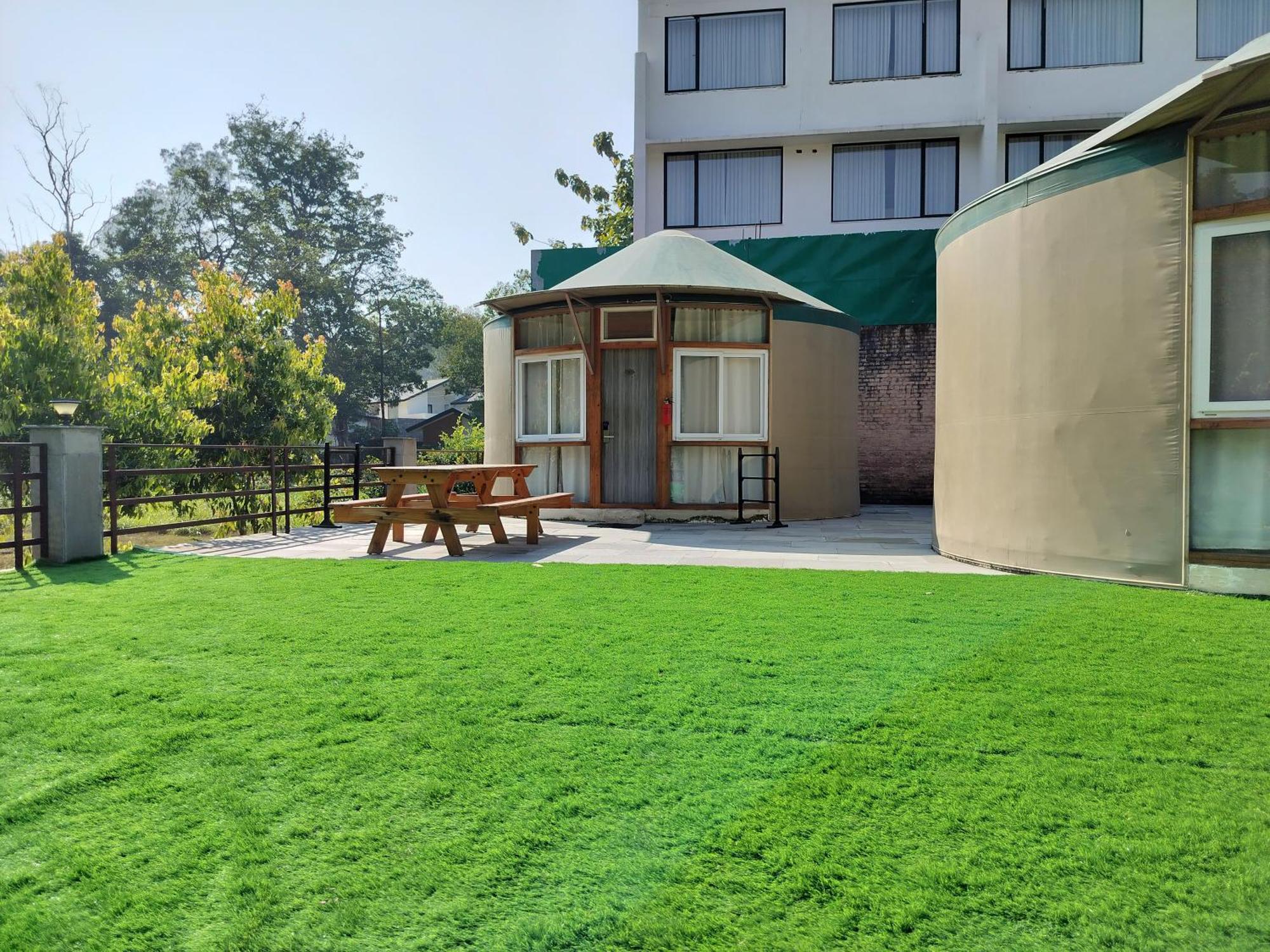 Bel-La Monde Hotel "Riverside" - Jim Corbett Garjia Zewnętrze zdjęcie