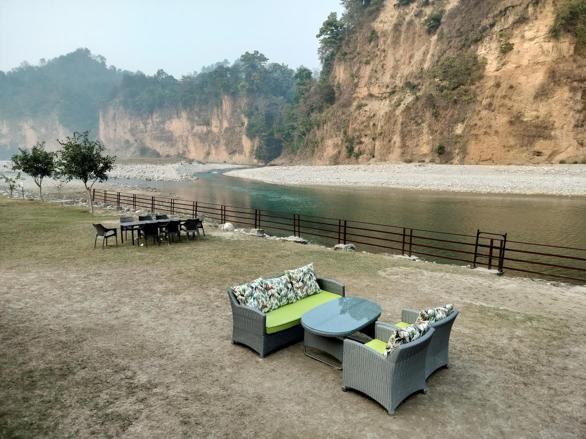 Bel-La Monde Hotel "Riverside" - Jim Corbett Garjia Zewnętrze zdjęcie